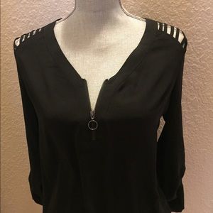 BNWT Black Candies Zipper Blouse- size small